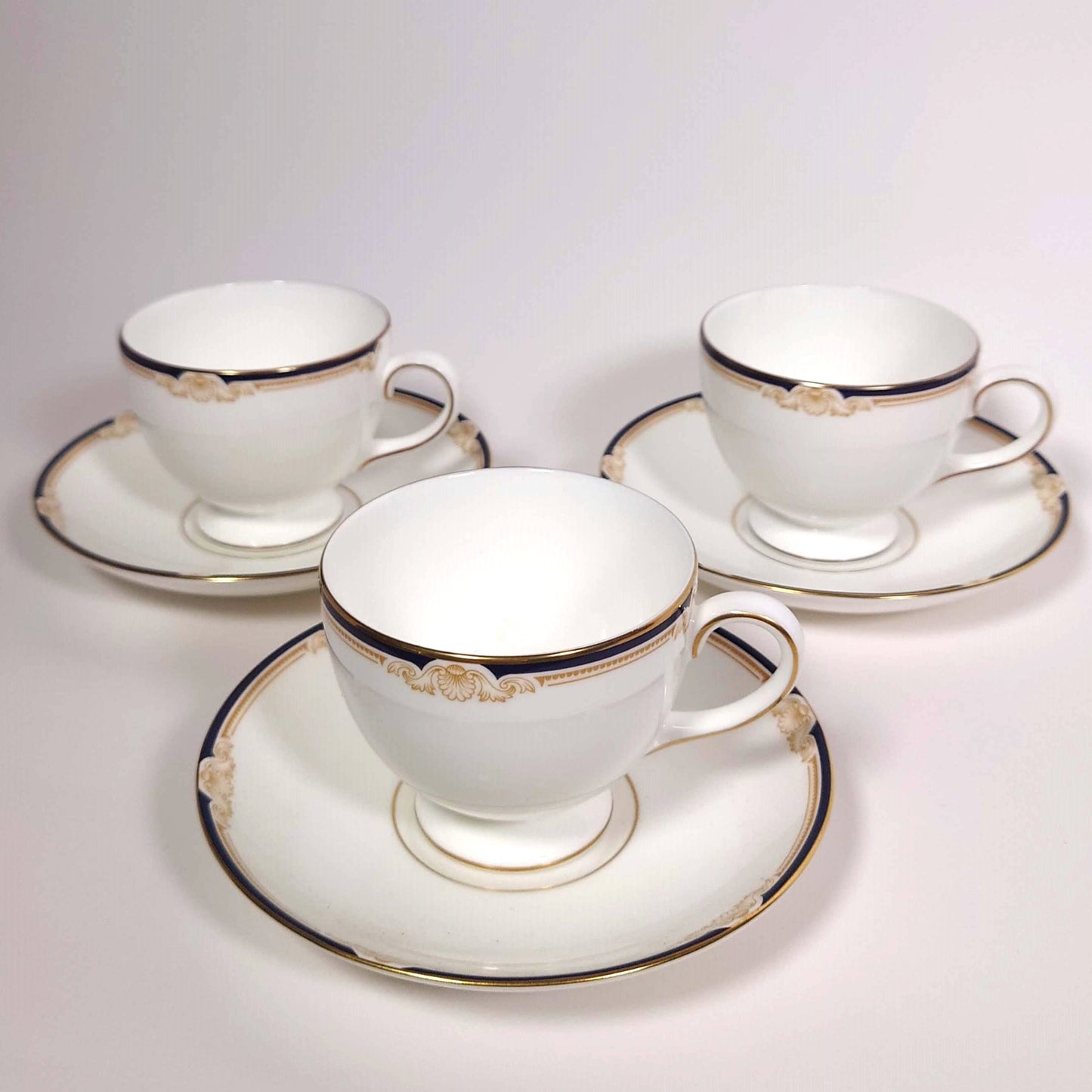 WEDGWOOD CAVENDISH Reshaped Cup&Saucer