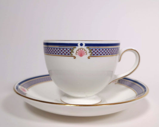 WEDGWOOD WAVERLEY リ型 カップ＆ソーサー