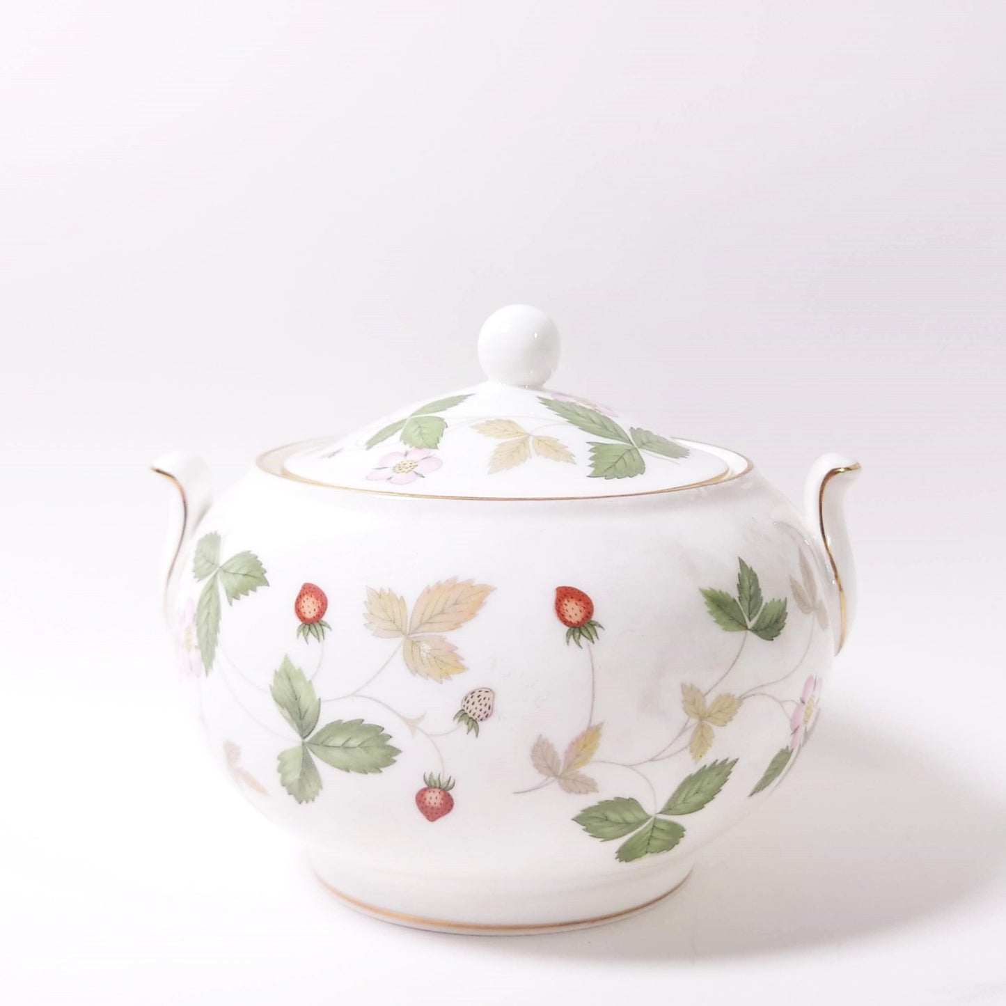 WEDGWOOD WILD STRAWBERRY ティーセット 【1点限り】